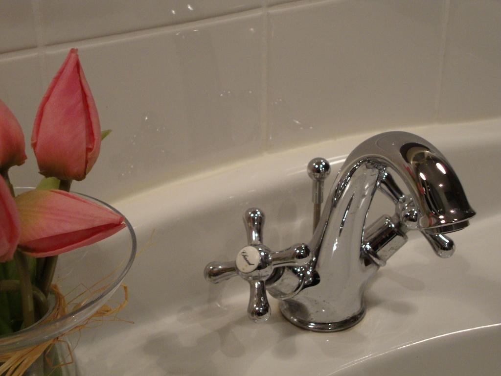 La Cour Des Carmes Bed and Breakfast Arras Buitenkant foto
